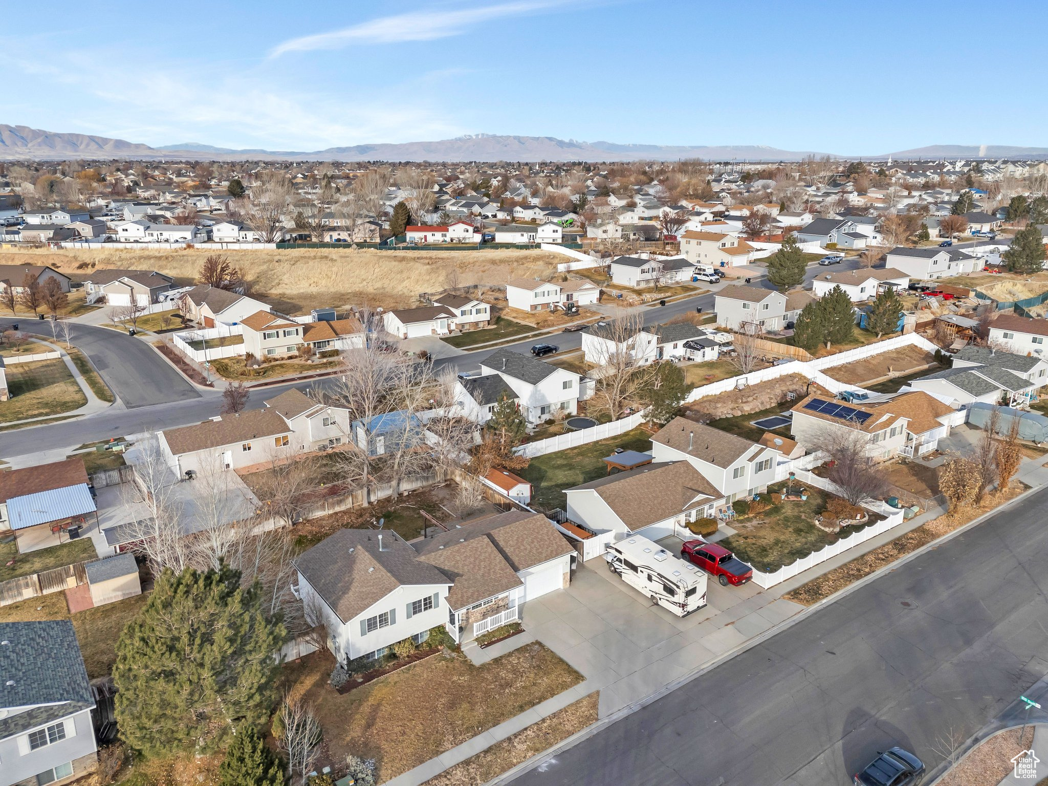 Spanish Fork, Utah 84660, United States, 5 Bedrooms Bedrooms, ,3 BathroomsBathrooms,Residential,Pending,26913