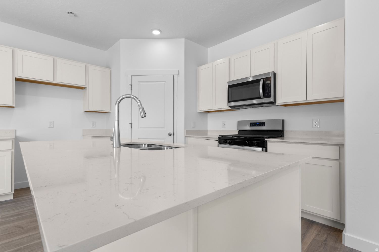 VIRIDIAN - Residential