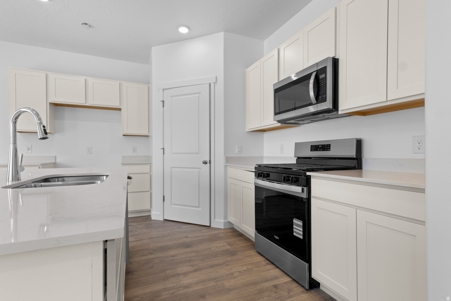 VIRIDIAN - Residential