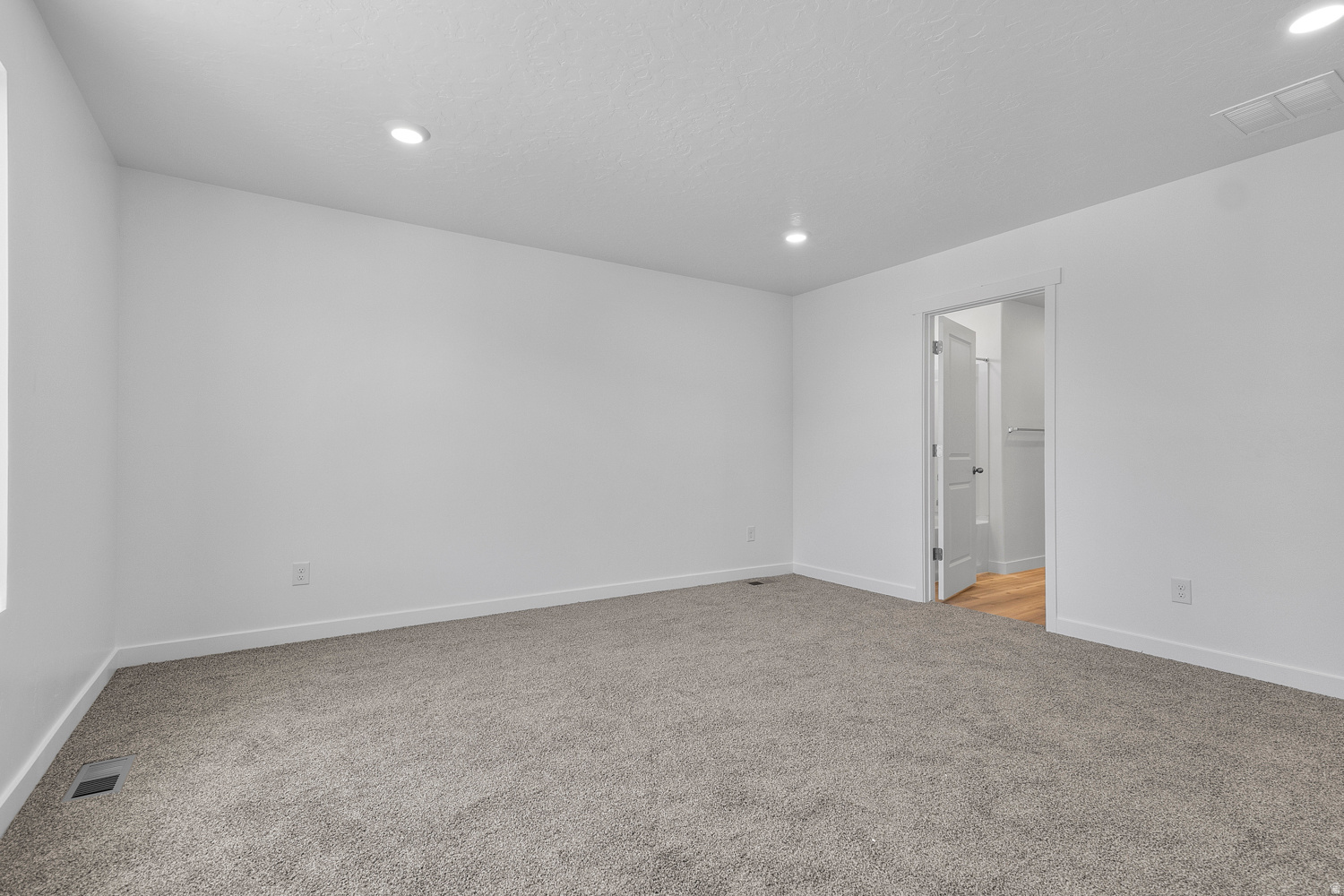 VIRIDIAN - Residential