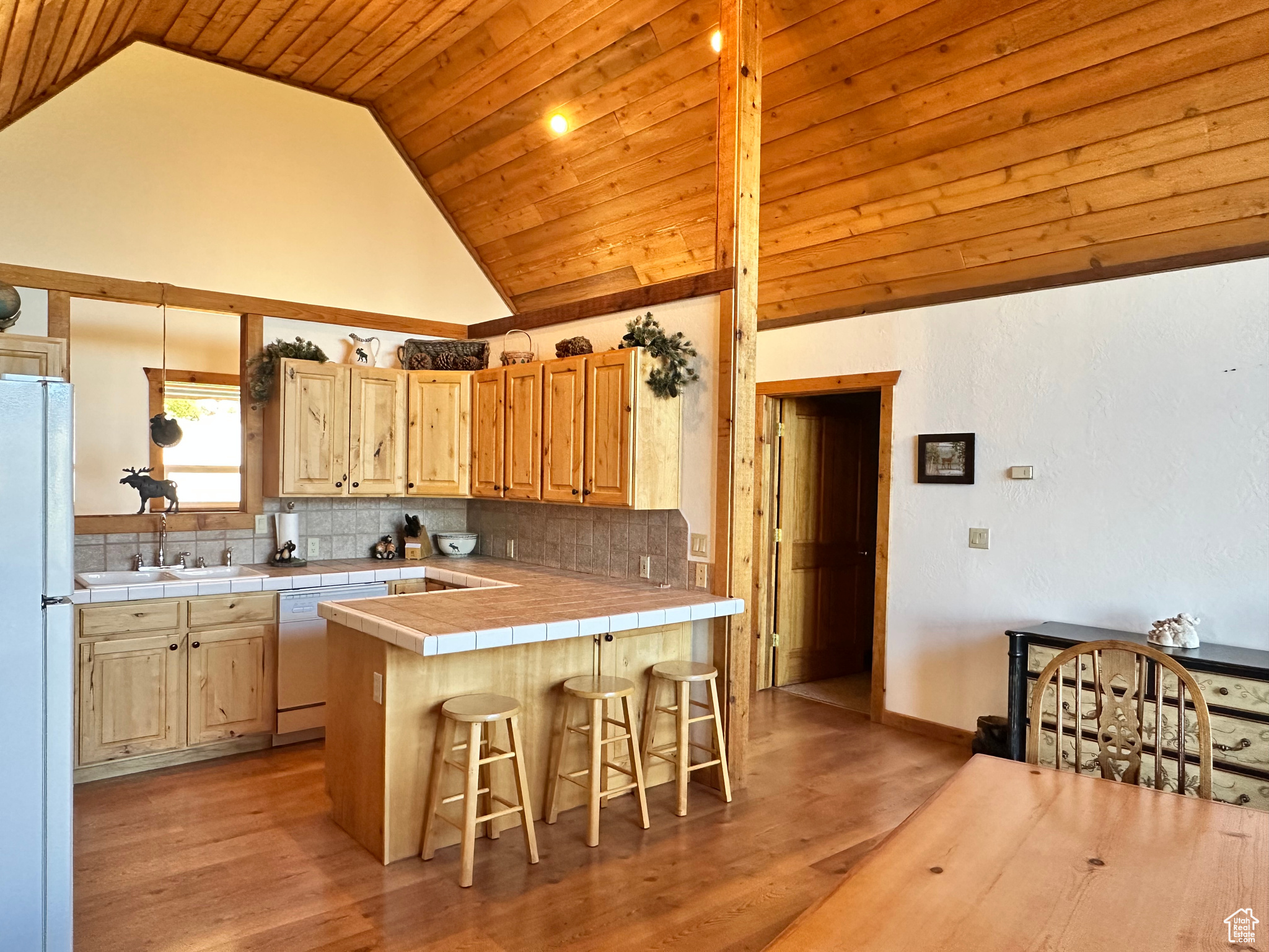 BEAR LAKE WEST - Residential