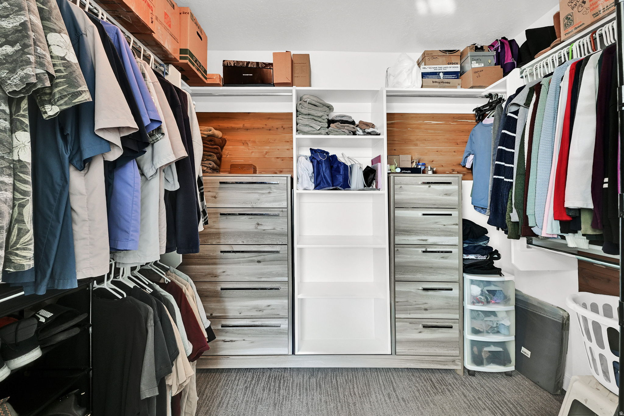 PARK PLAZA - Residential