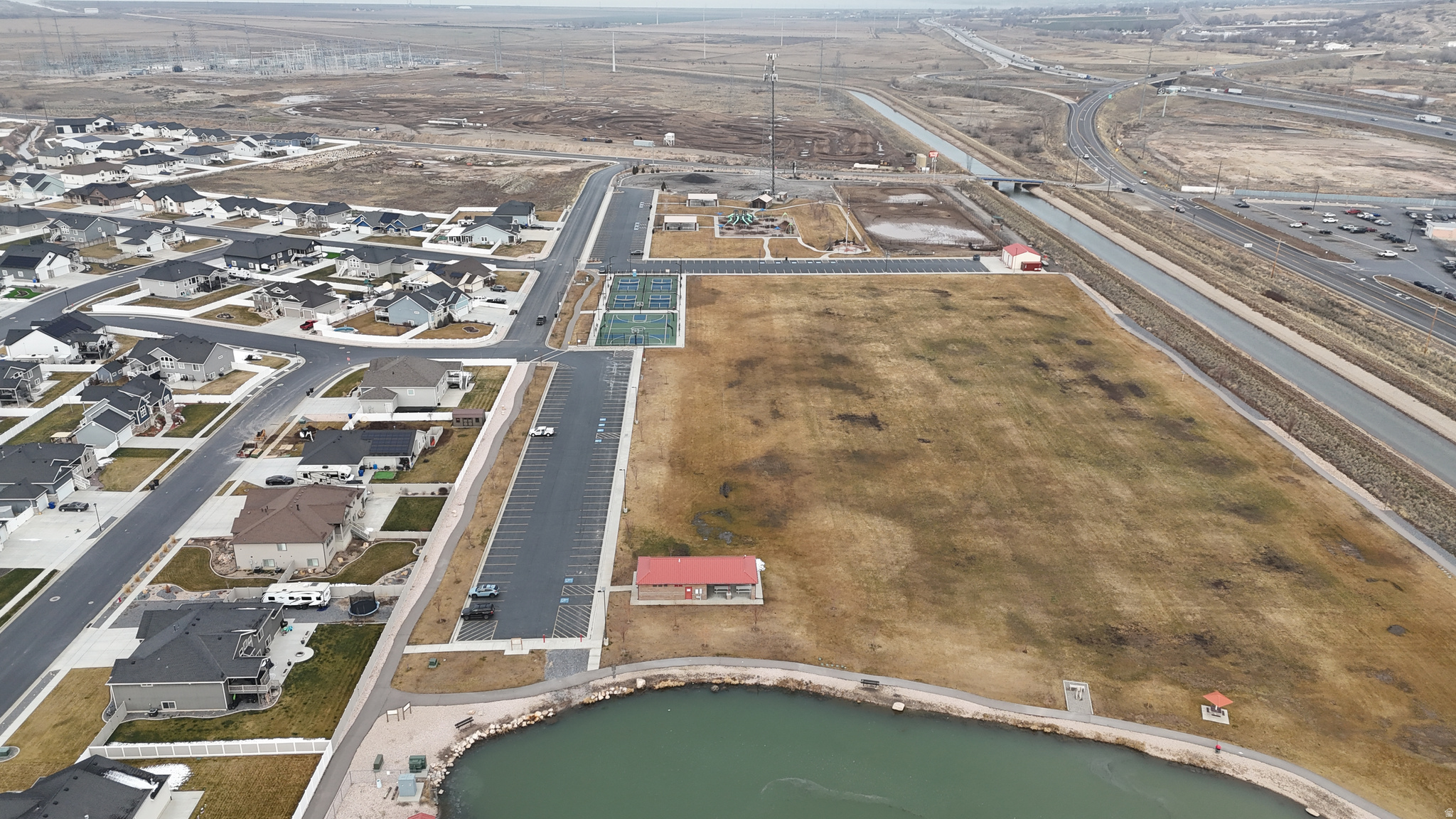 PARK PLAZA - Residential