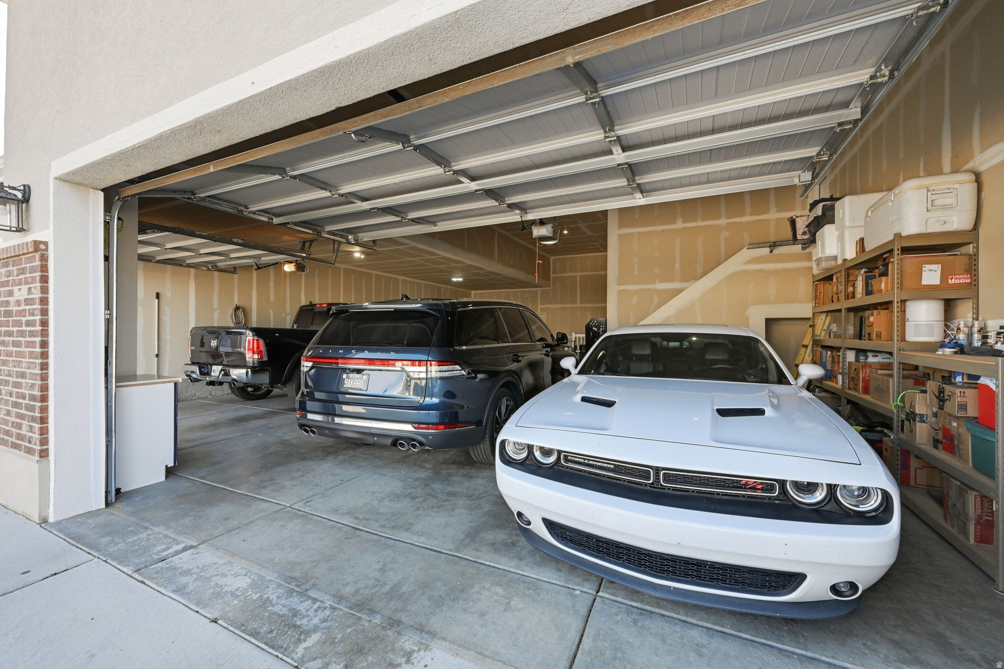 PARK PLAZA - Residential