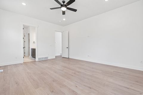Tiny photo for 894 CREST DALE LN S, Santaquin, UT 84655 (MLS # 2144835)
