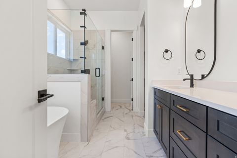 Tiny photo for 894 CREST DALE LN S, Santaquin, UT 84655 (MLS # 2144835)