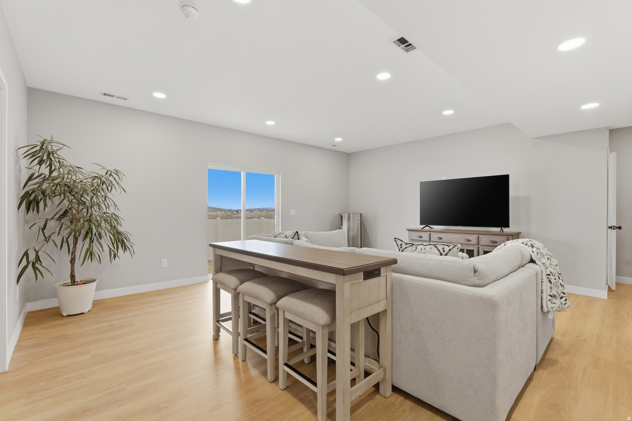 SPRING RUN - Residential