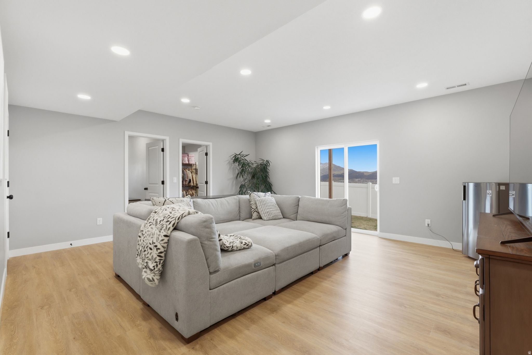 SPRING RUN - Residential