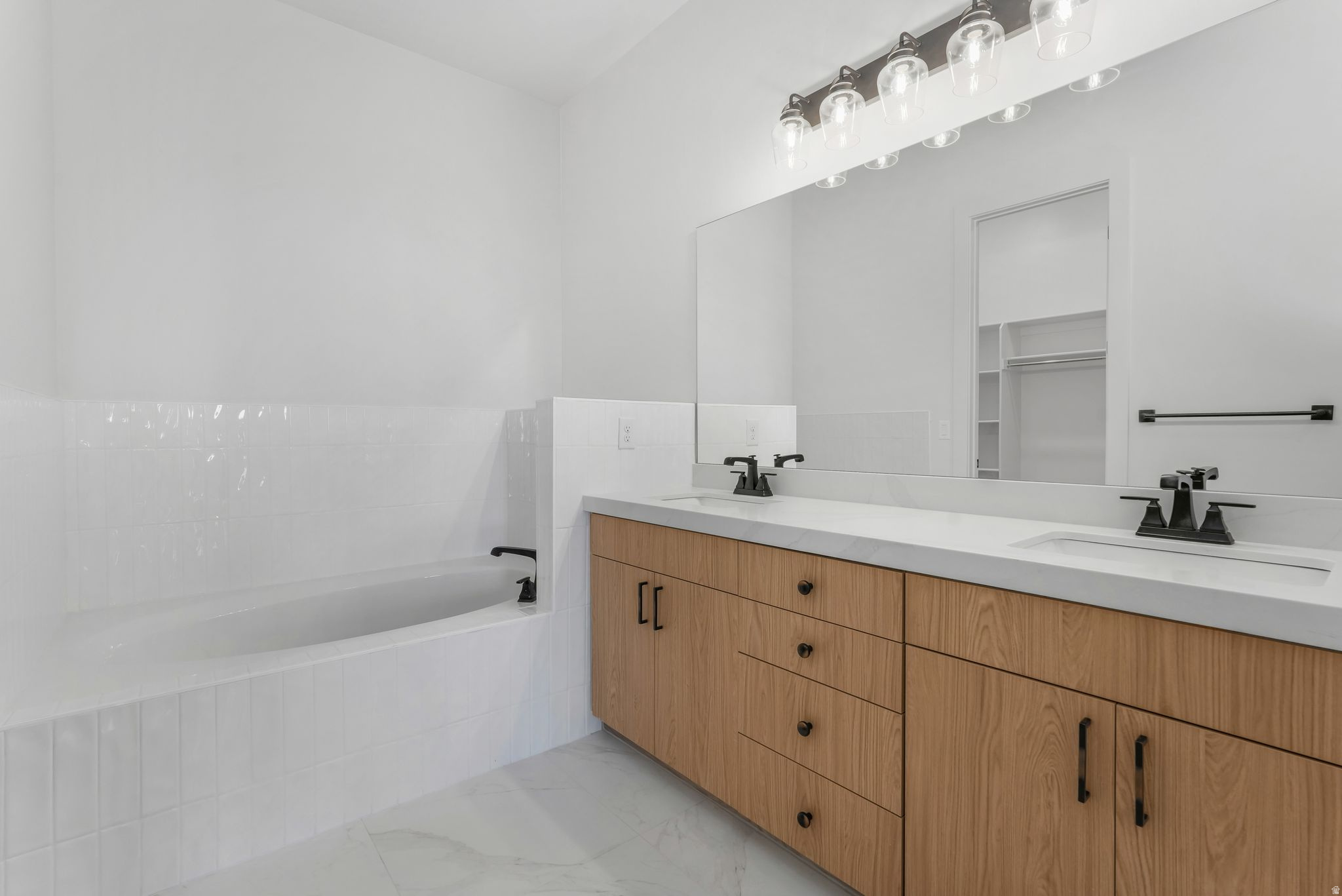 WORTHINGTON RANCH - Residential