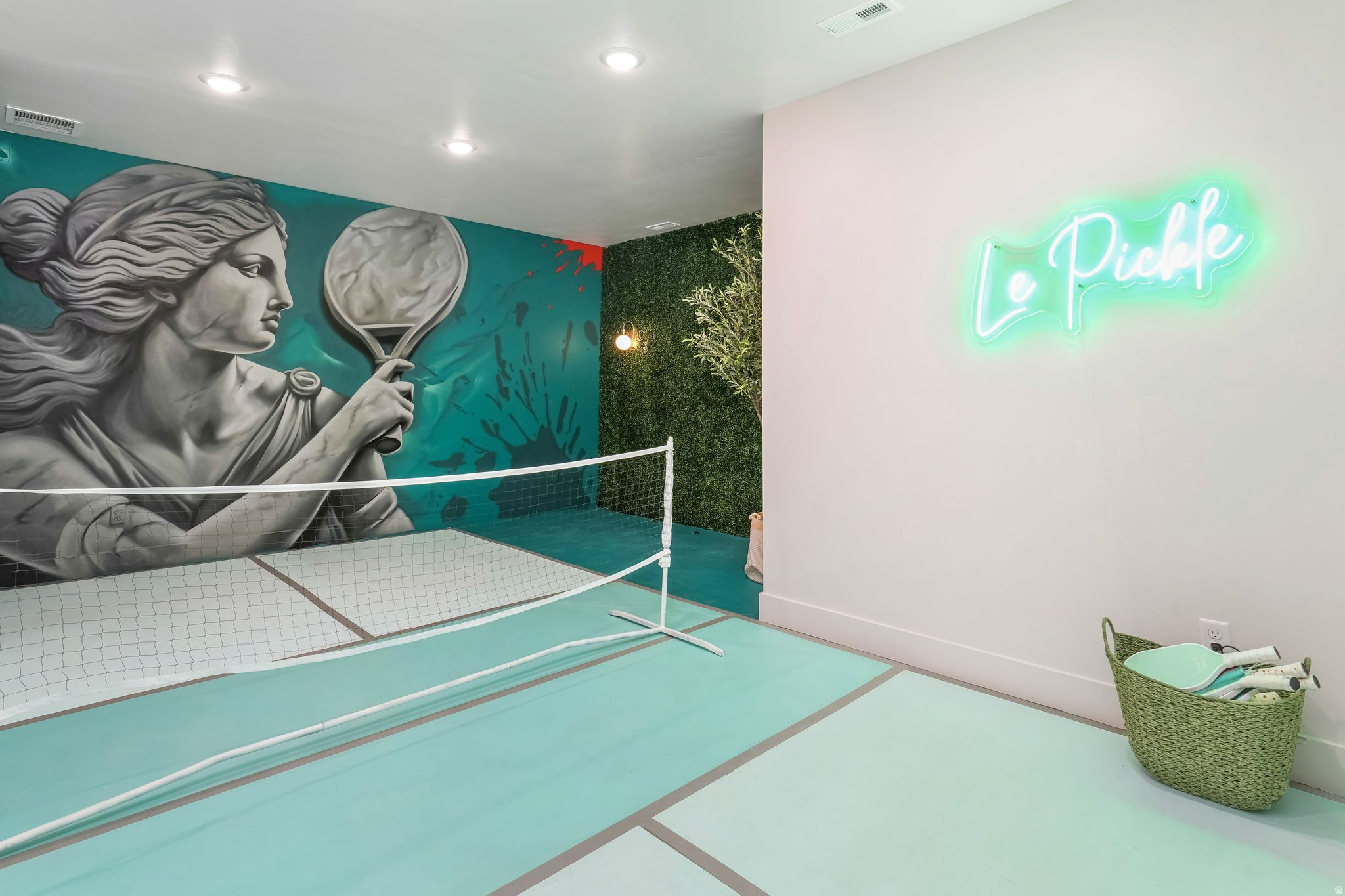 WORTHINGTON RANCH - Residential