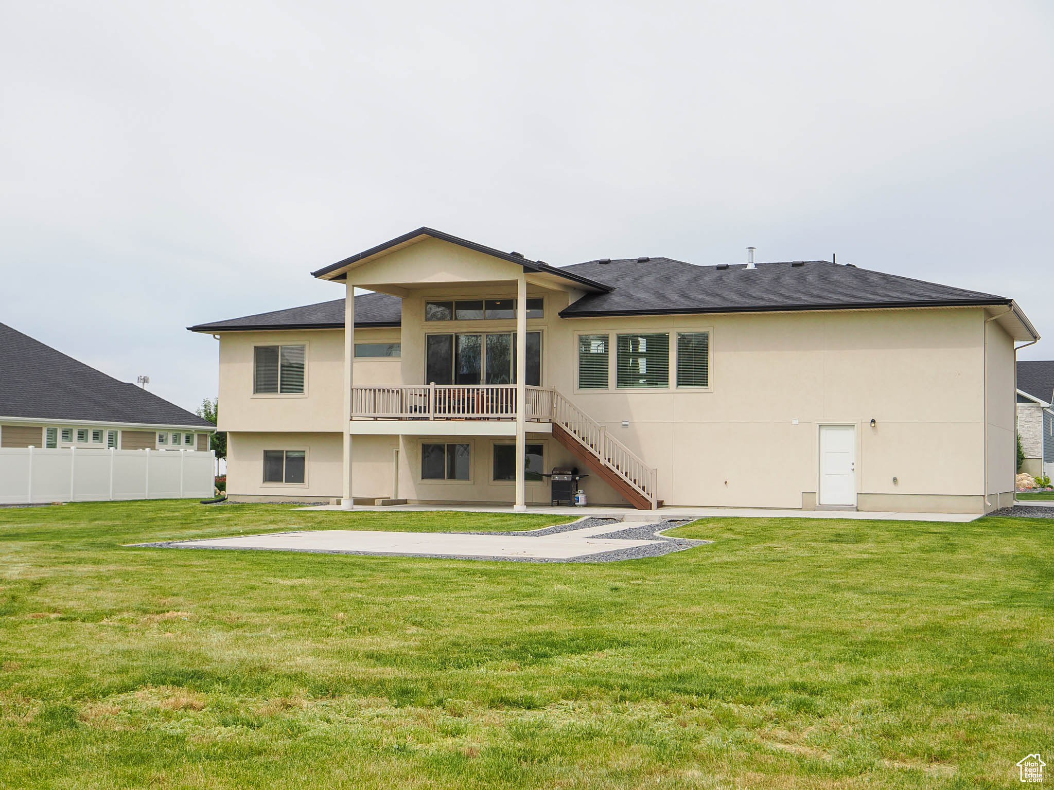 HALCYON ESTATES - Residential