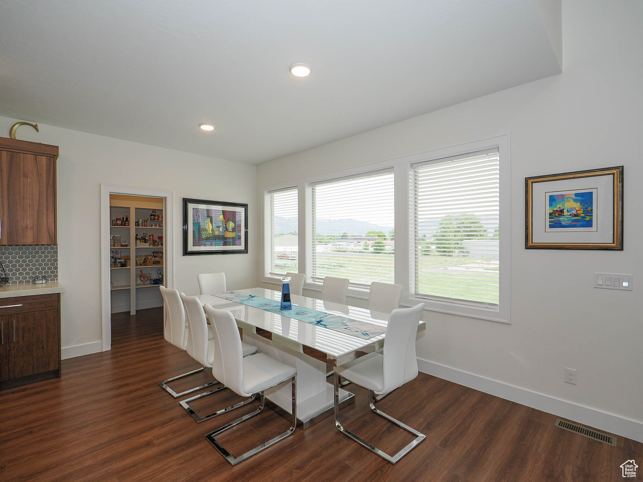 HALCYON ESTATES - Residential