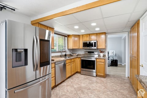 Tiny photo for 448 E BRIDLEWOOD DR S, Millcreek, UT 84107 (MLS # 2187633)