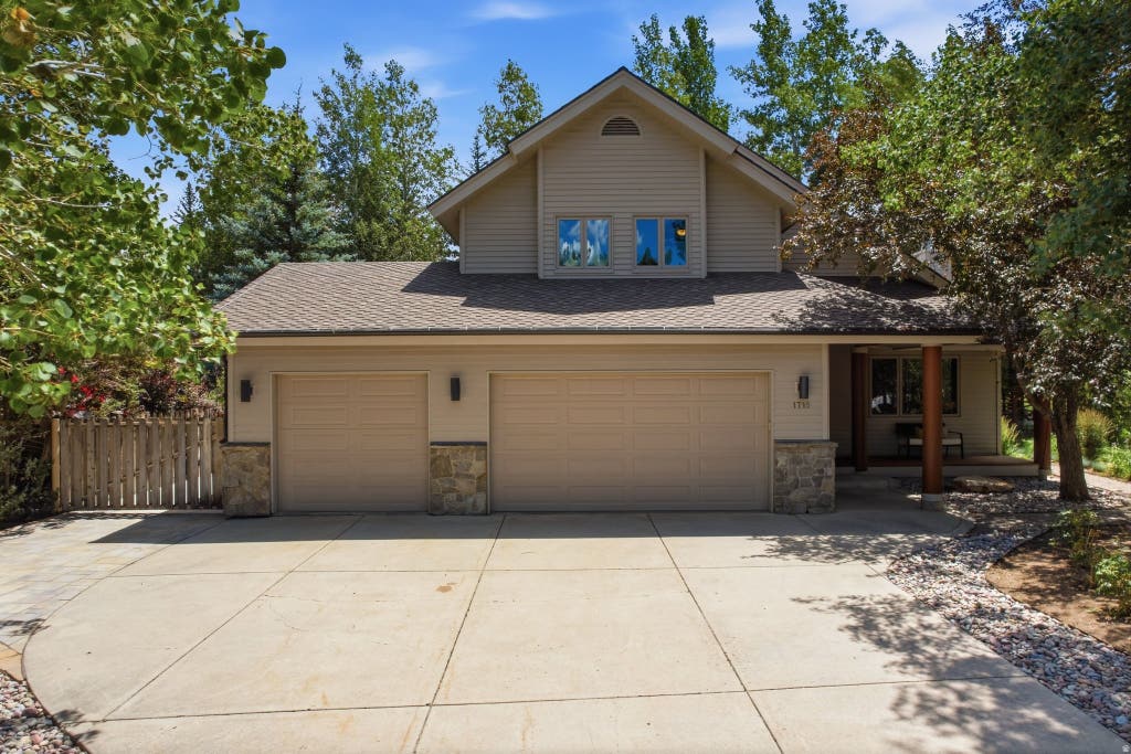 Photo of 1715 CREEK SIDE LN, Park City, UT 84098 (MLS # 2174346)
