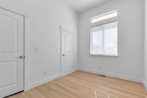 Tiny photo for 572 W 500 N, Mapleton, UT 84664 (MLS # 2120833)