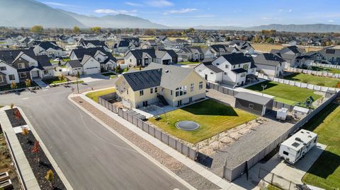 Tiny photo for 572 W 500 N, Mapleton, UT 84664 (MLS # 2120833)