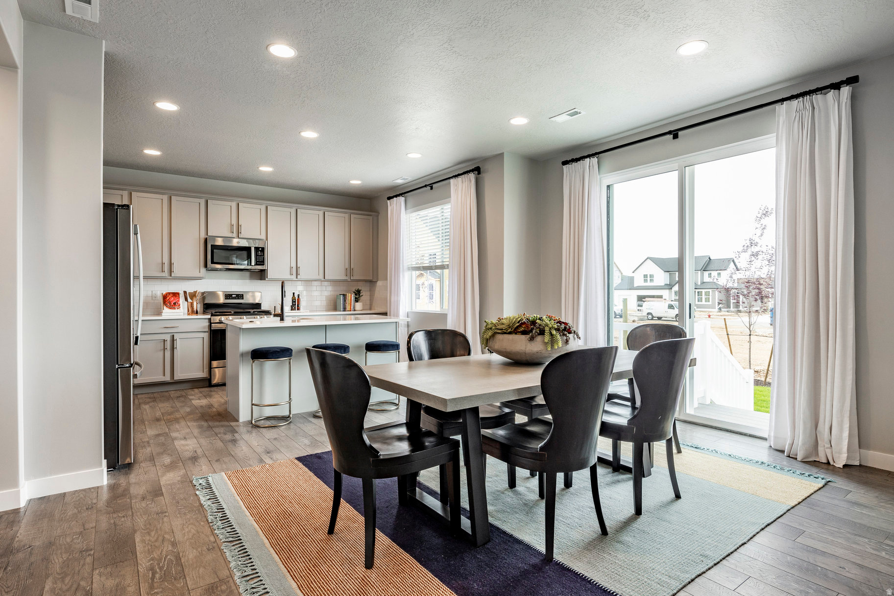 FRANCIS COMMONS - Residential