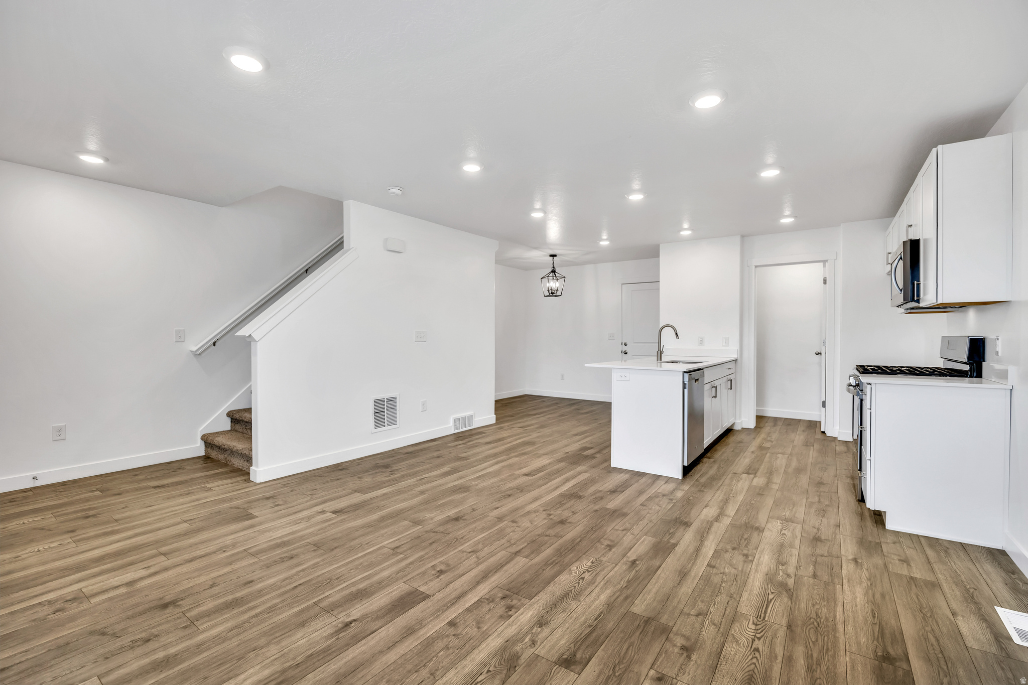 COLD SPRING RANCH - Residential