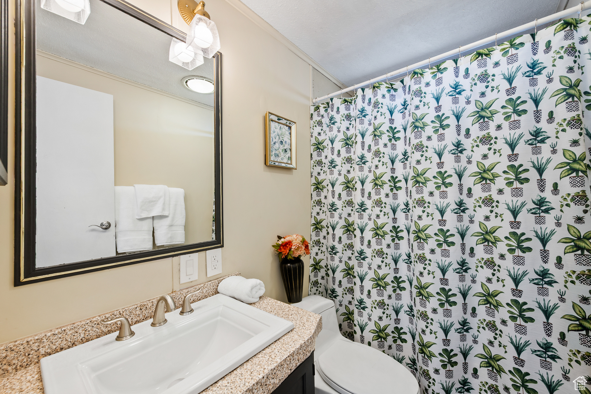 COTTONWOOD COVES - Residential