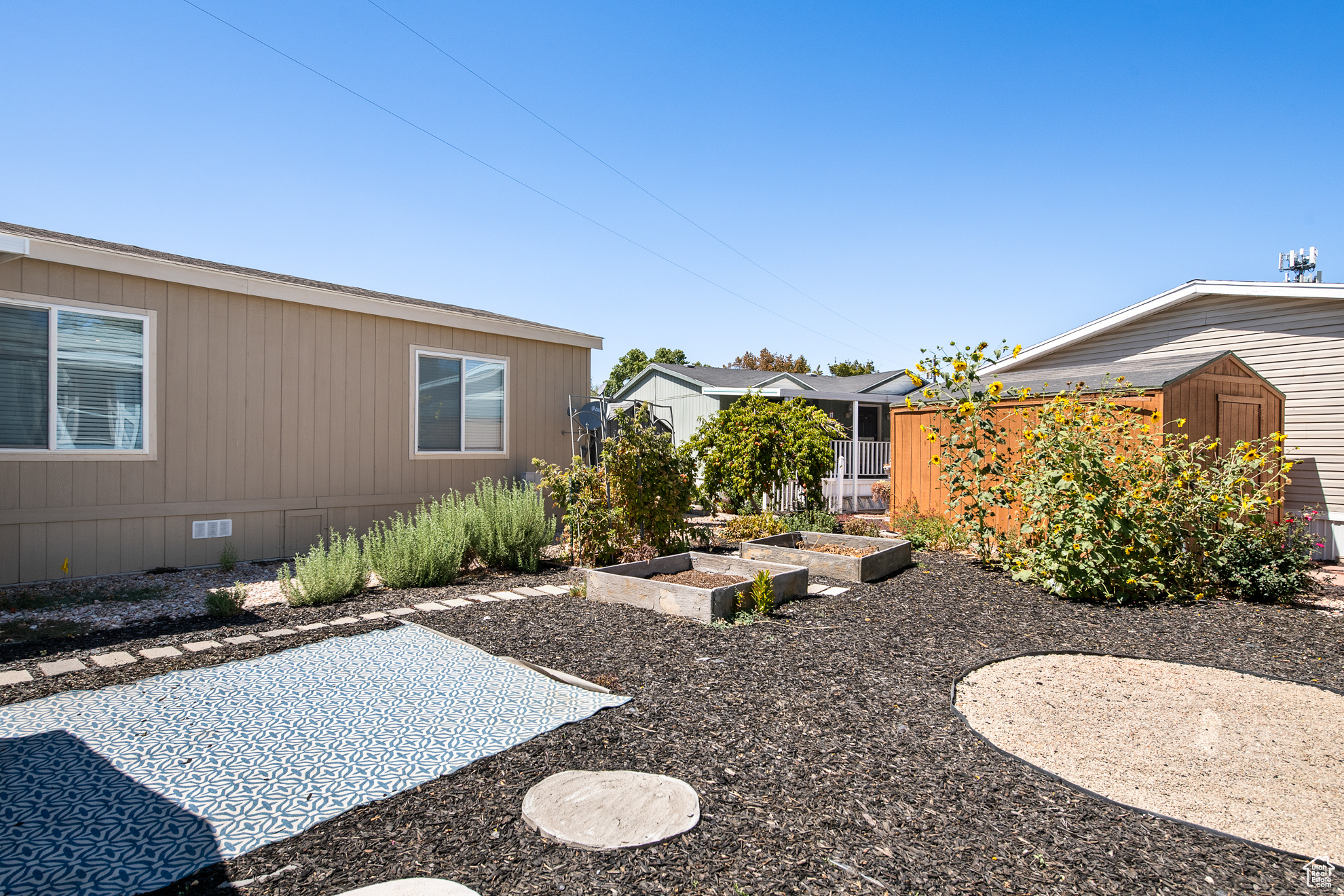 COTTONWOOD COVES - Residential