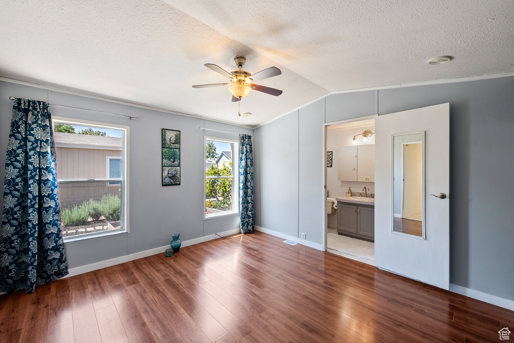 COTTONWOOD COVES - Residential