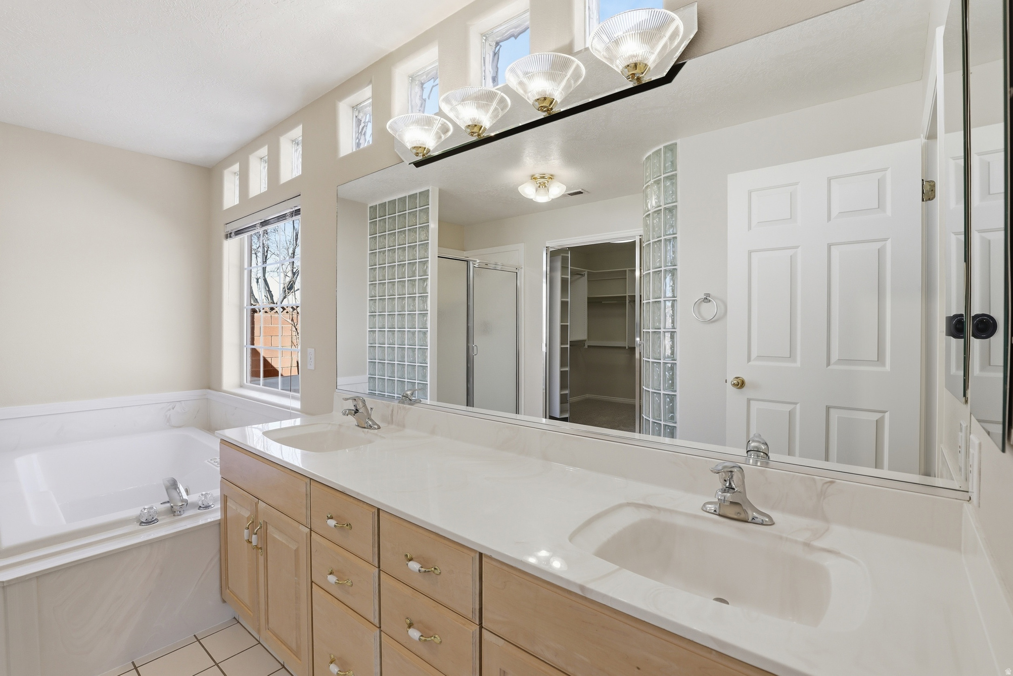 MESA HILLS SUB - Residential