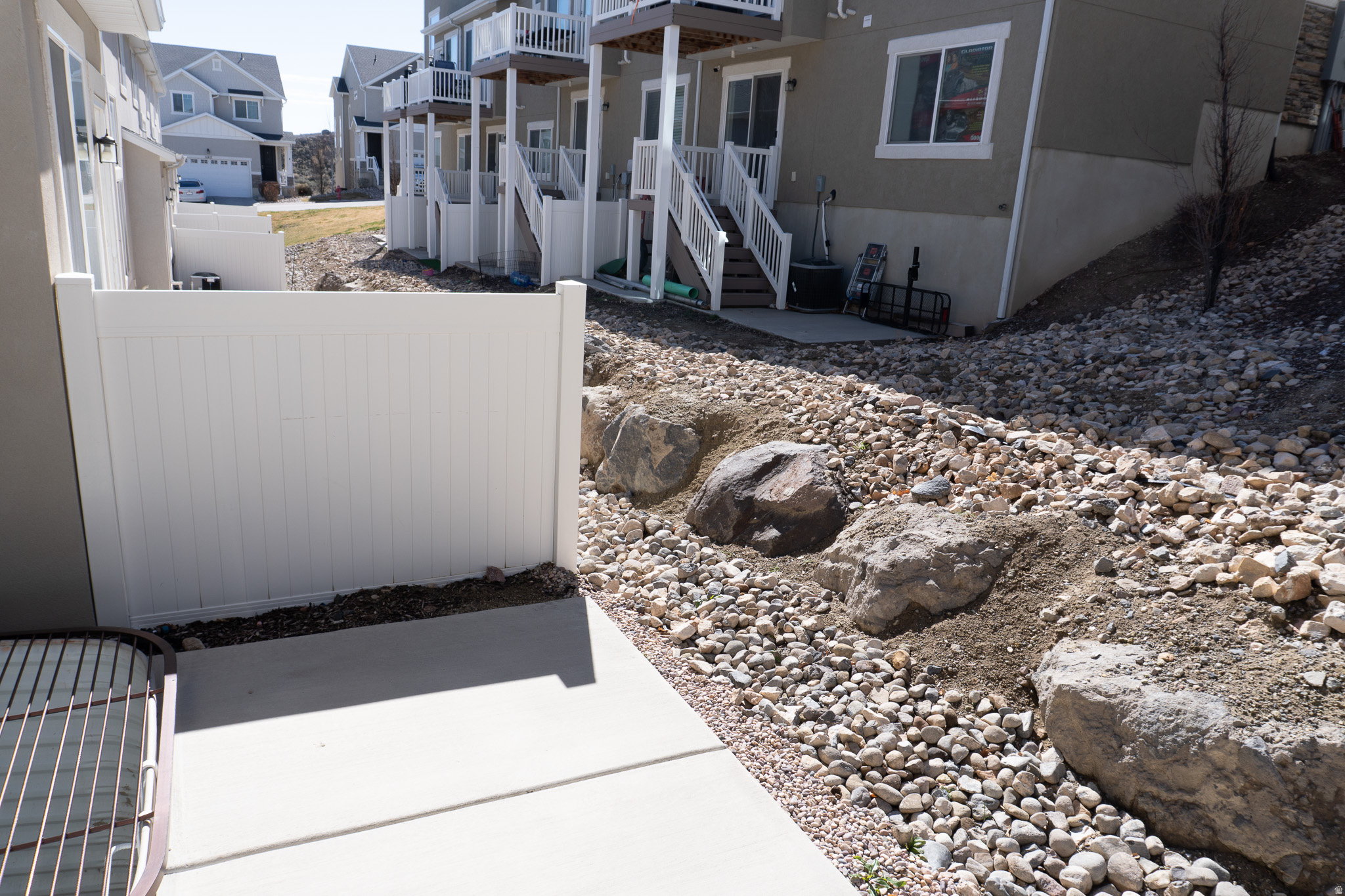 SKY RIDGE - Residential