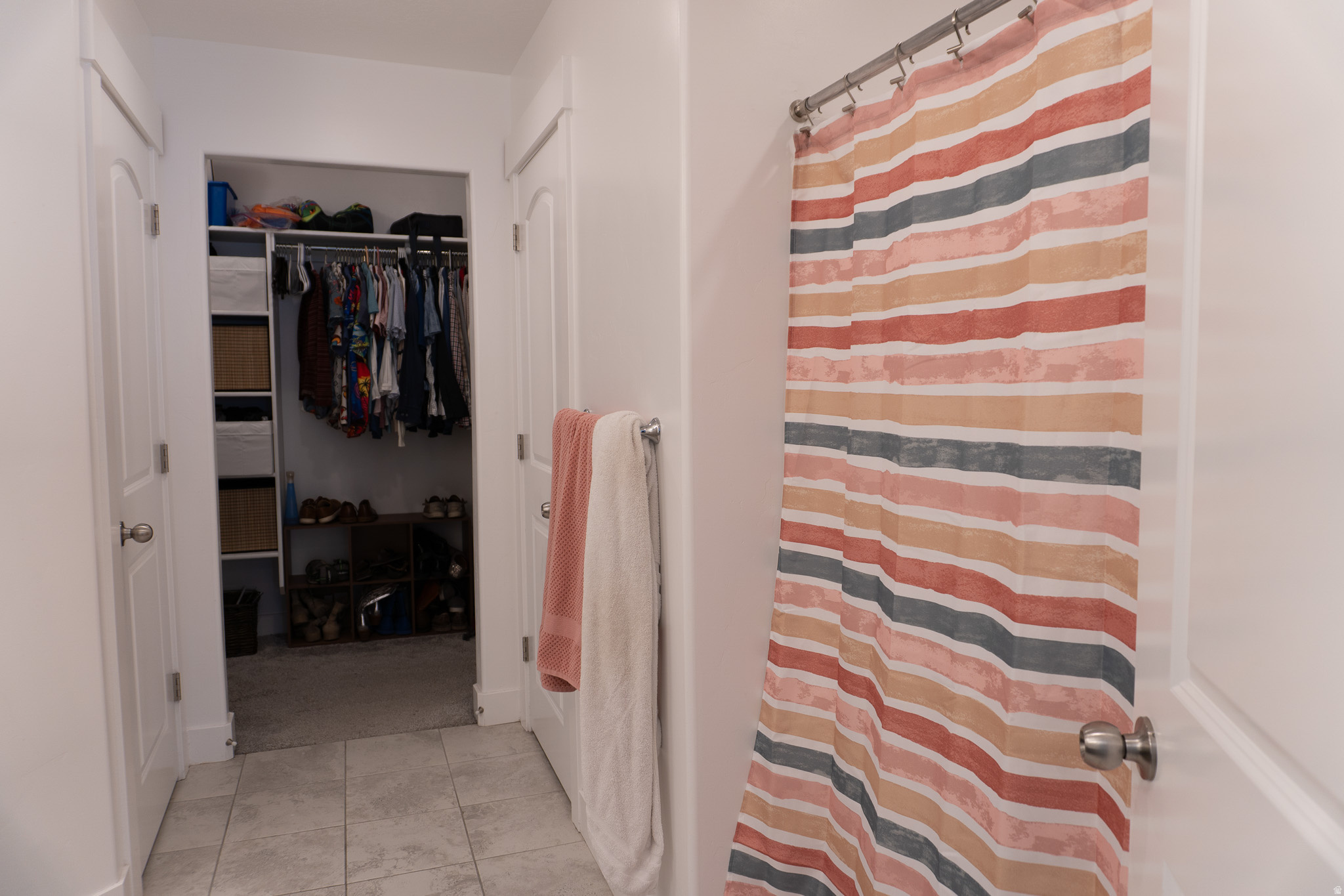 SKY RIDGE - Residential