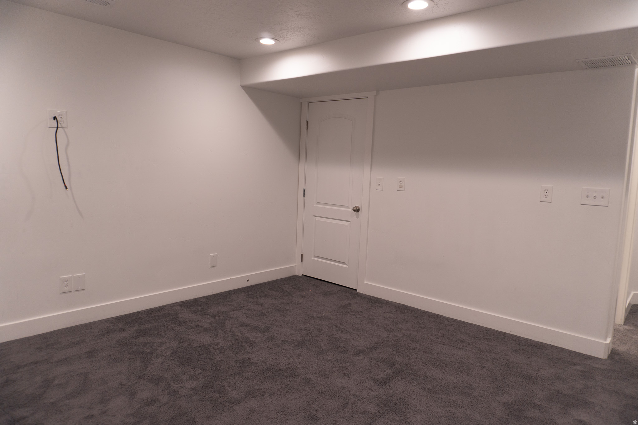 SKY RIDGE - Residential