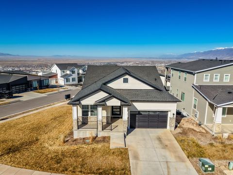 Tiny photo for 93 E EDGECREST LN, North Salt Lake, UT 84054 (MLS # 2137192)