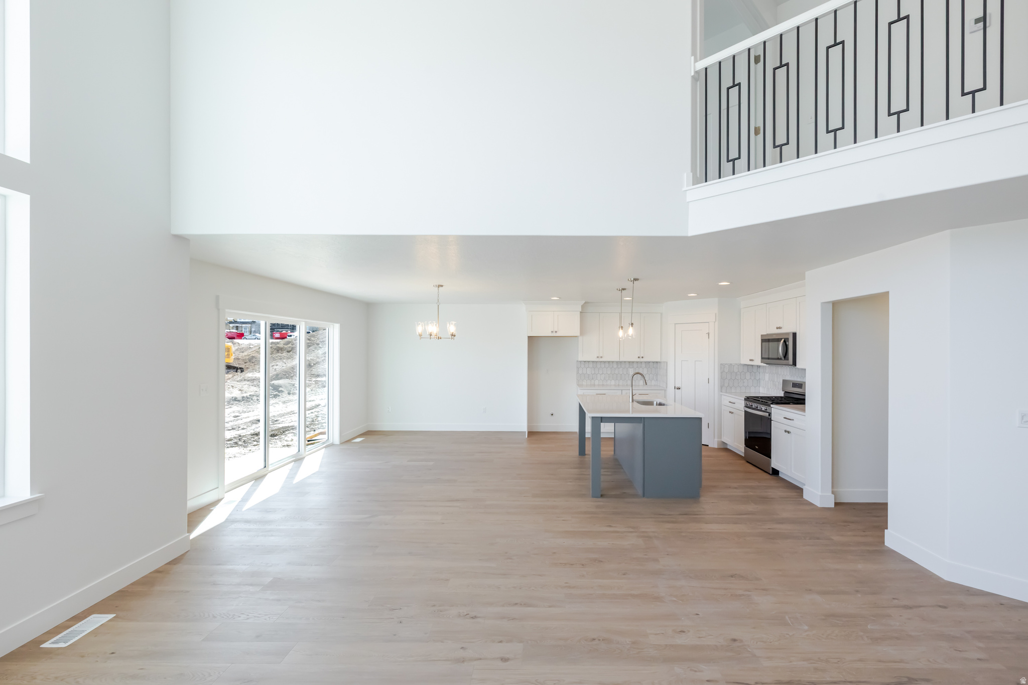 RIVER POINT - Residential