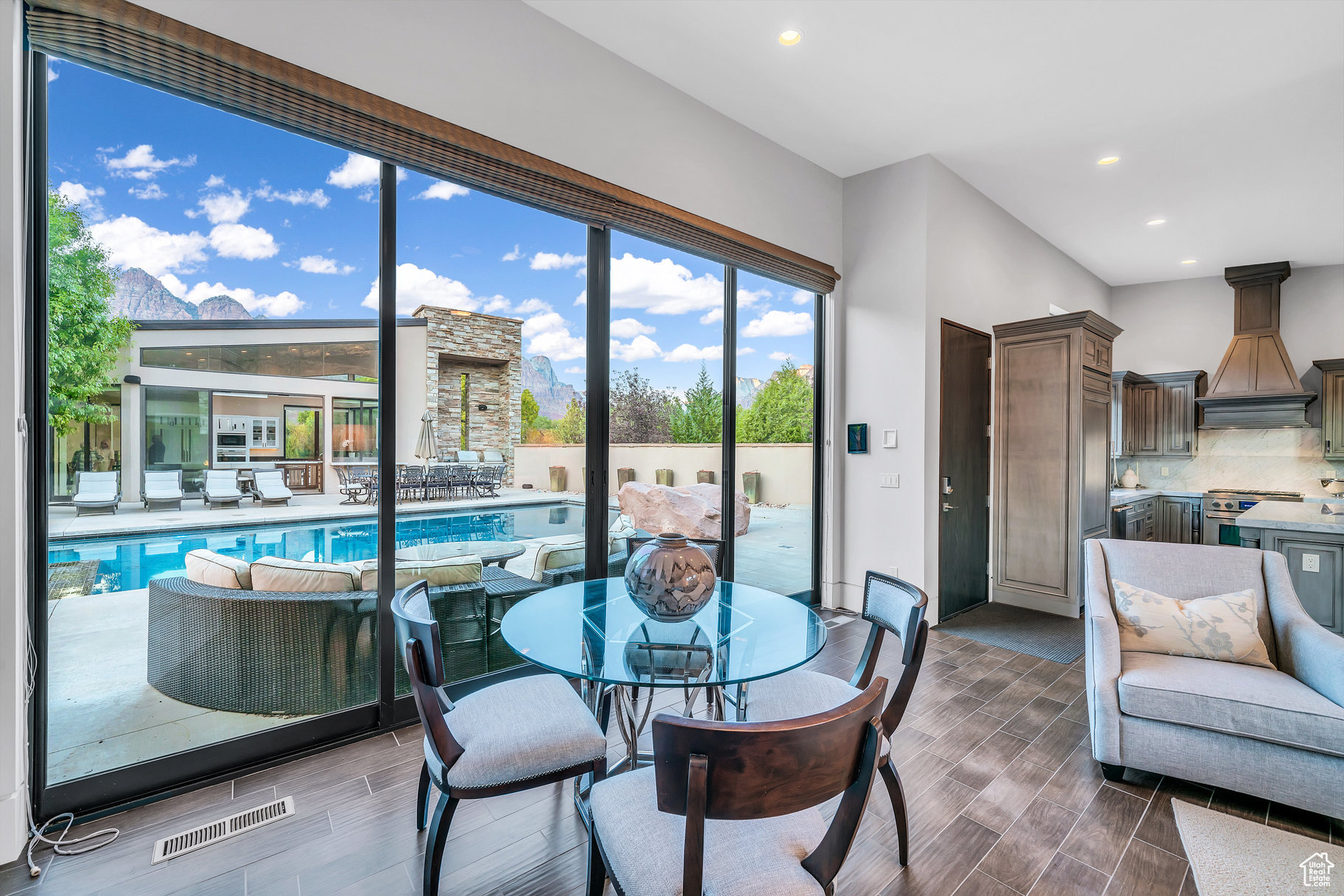 CANYON SPRINGS ESTAT - Residential