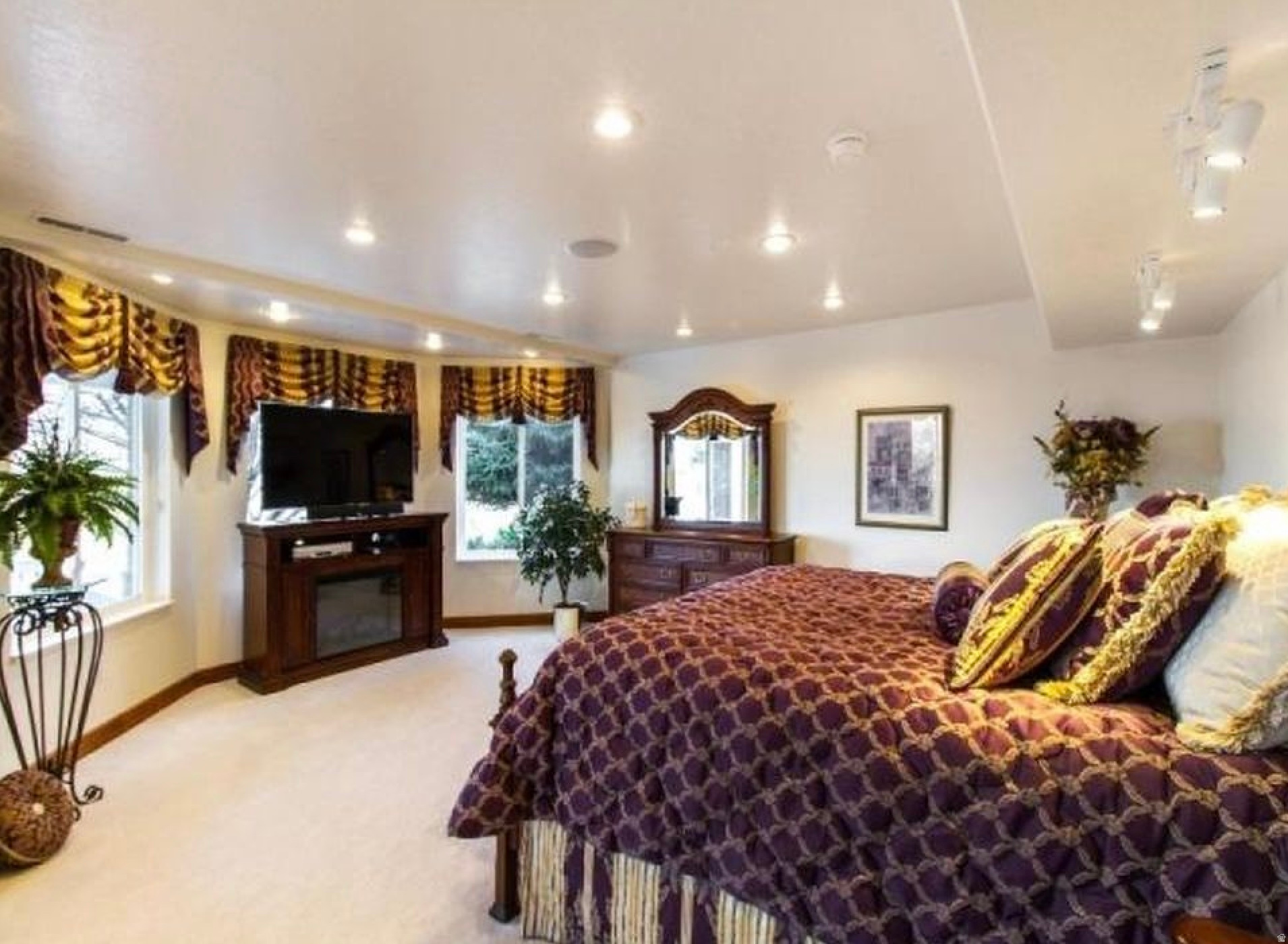 SHERWOOD HILLS - Residential