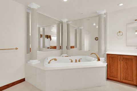 Tiny photo for 1085 E WINDSOR DR, Provo, UT 84604 (MLS # 2127686)