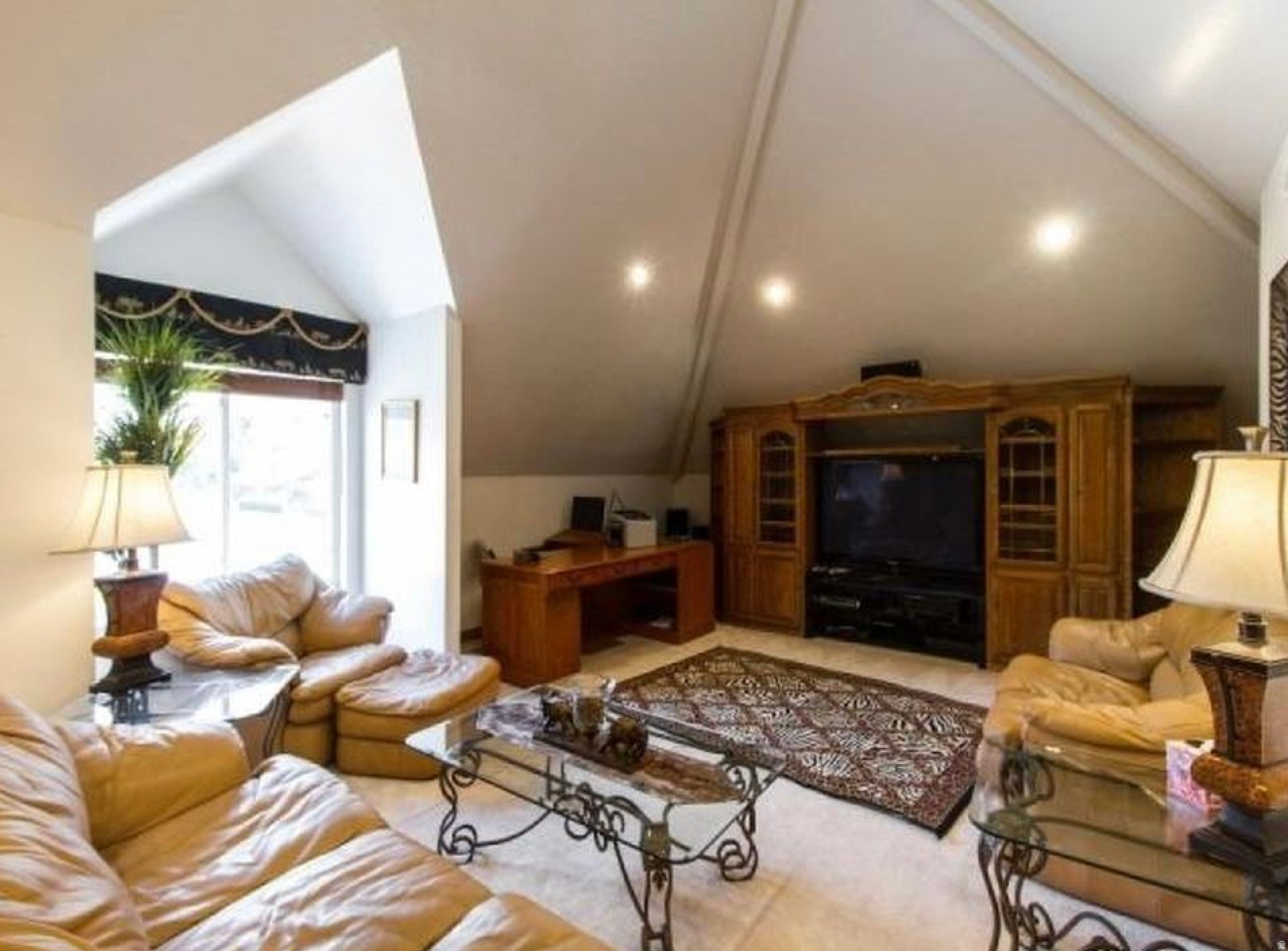 SHERWOOD HILLS - Residential