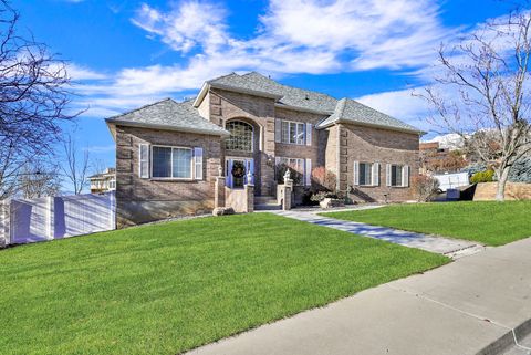 Tiny photo for 1085 E WINDSOR DR, Provo, UT 84604 (MLS # 2127686)