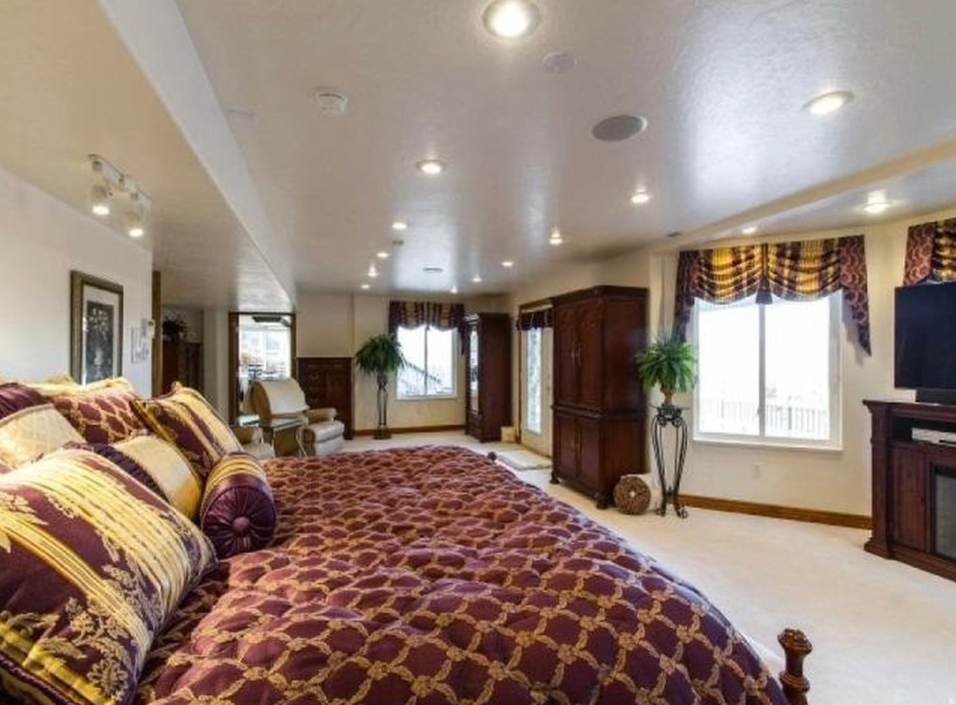 SHERWOOD HILLS - Residential