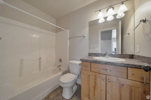 Tiny photo for 201 E 660 S, Willard, UT 84340 (MLS # 2094751)