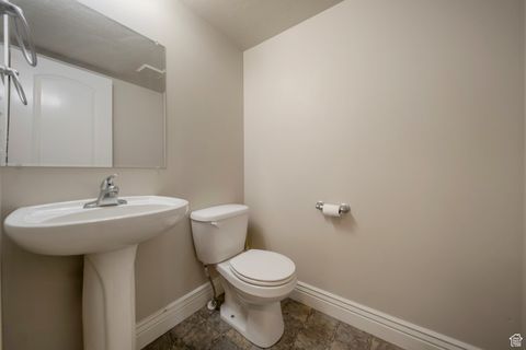 Tiny photo for 201 E 660 S, Willard, UT 84340 (MLS # 2094751)