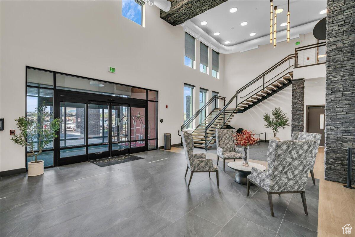 POINTS AT SNOW CANYON - Residential