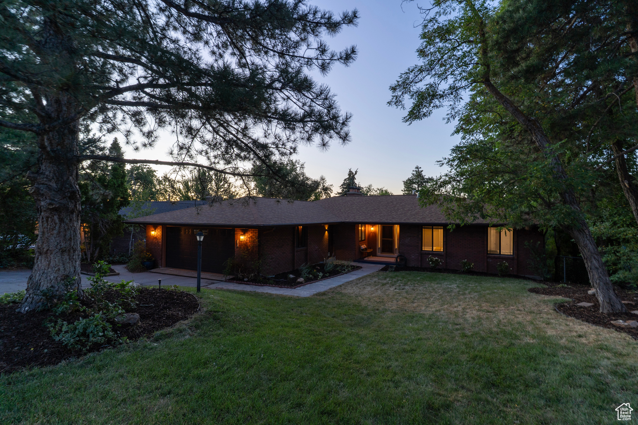 EASTWOOD - Residential