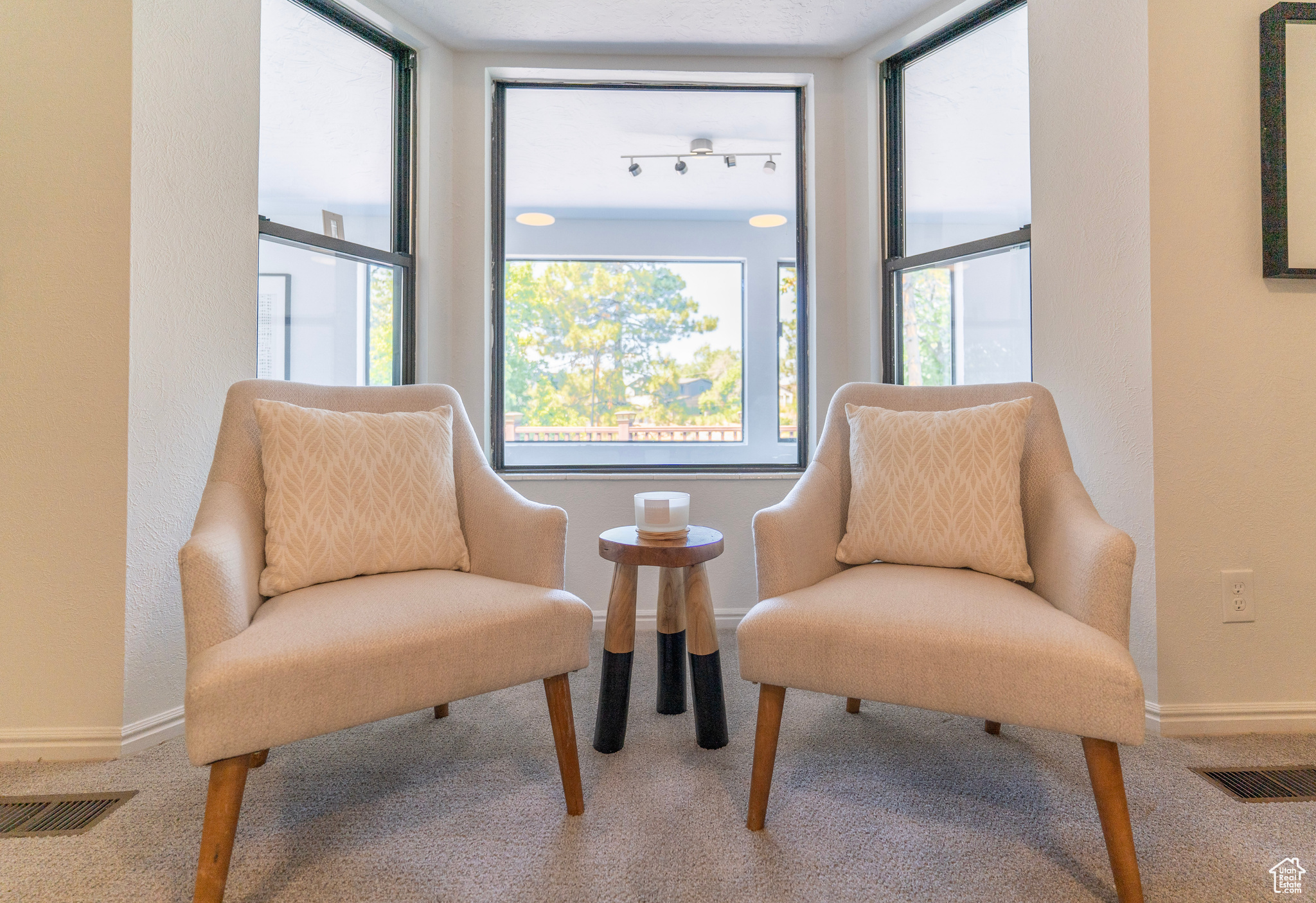 EASTWOOD - Residential