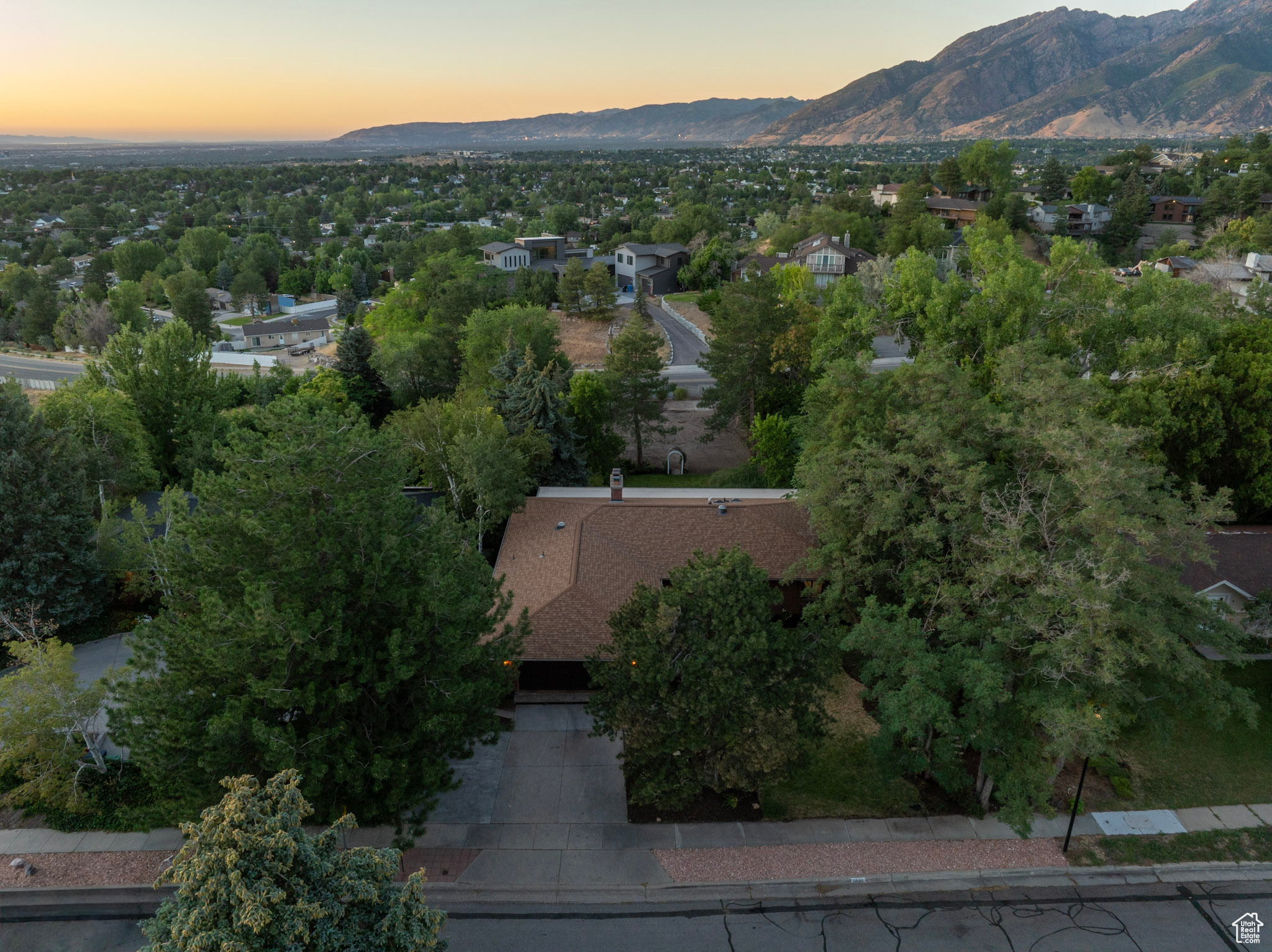 EASTWOOD - Residential