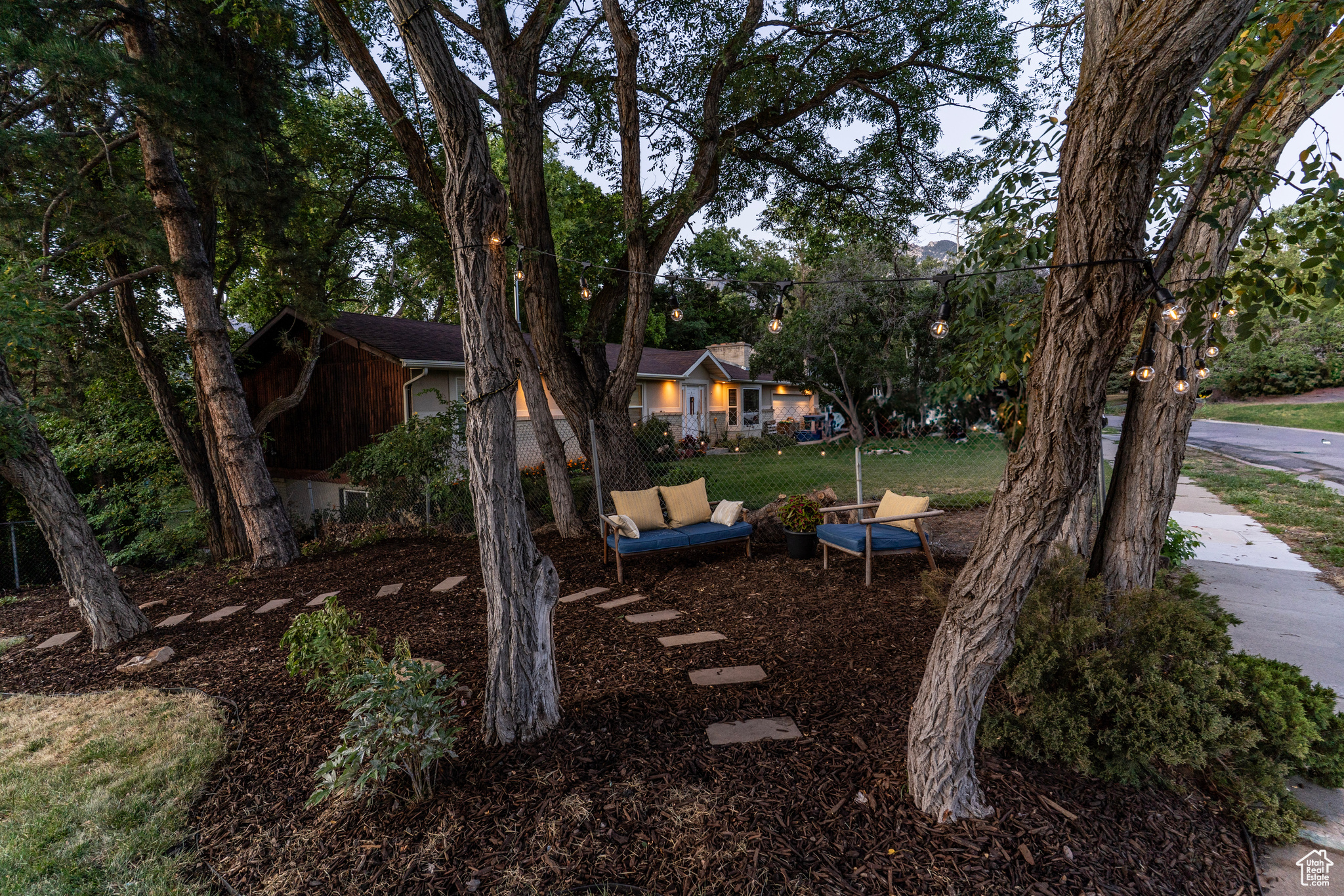 EASTWOOD - Residential