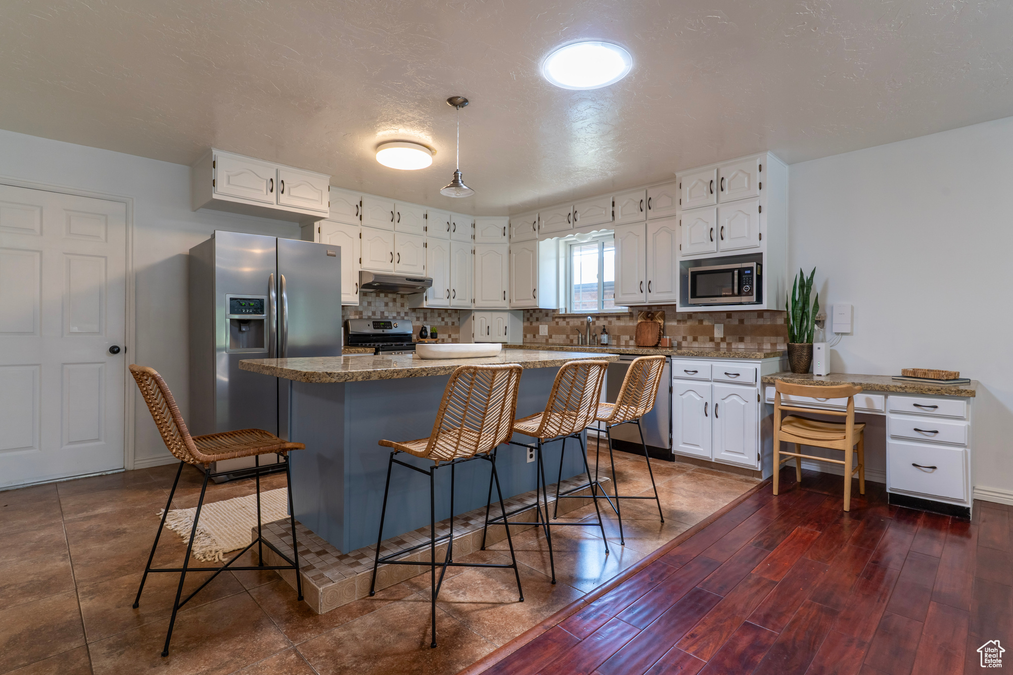 EASTWOOD - Residential