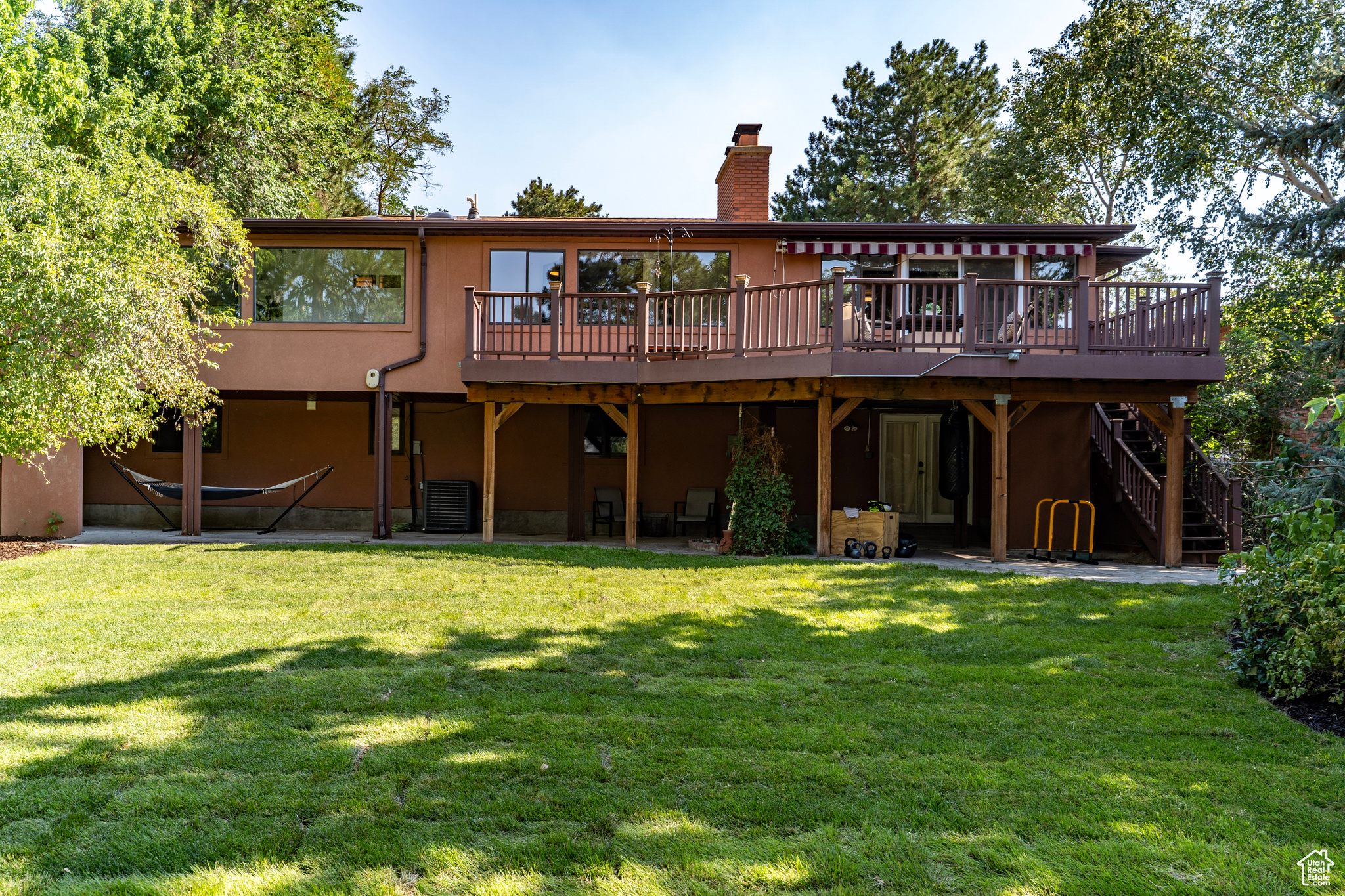 EASTWOOD - Residential