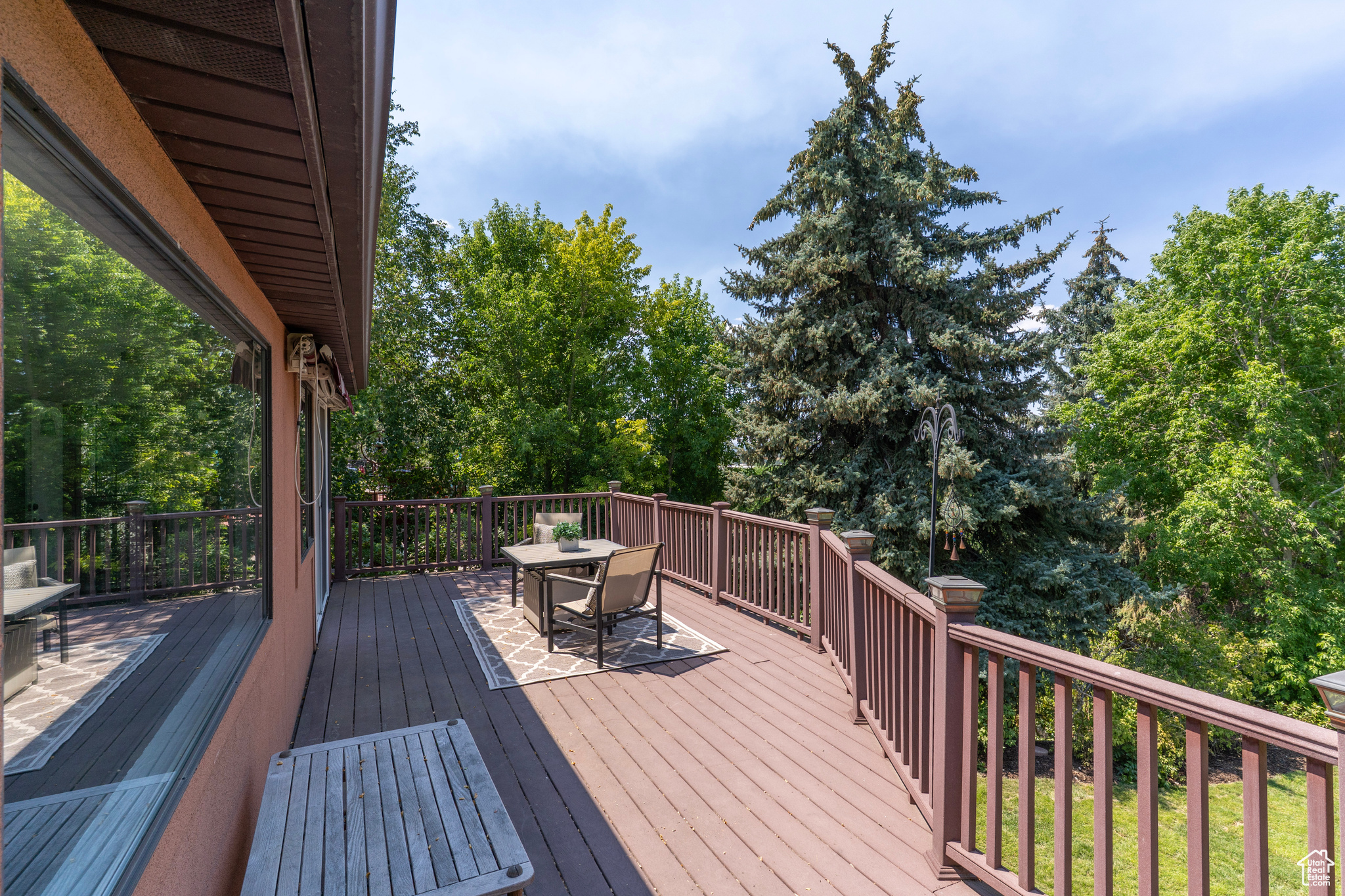 EASTWOOD - Residential