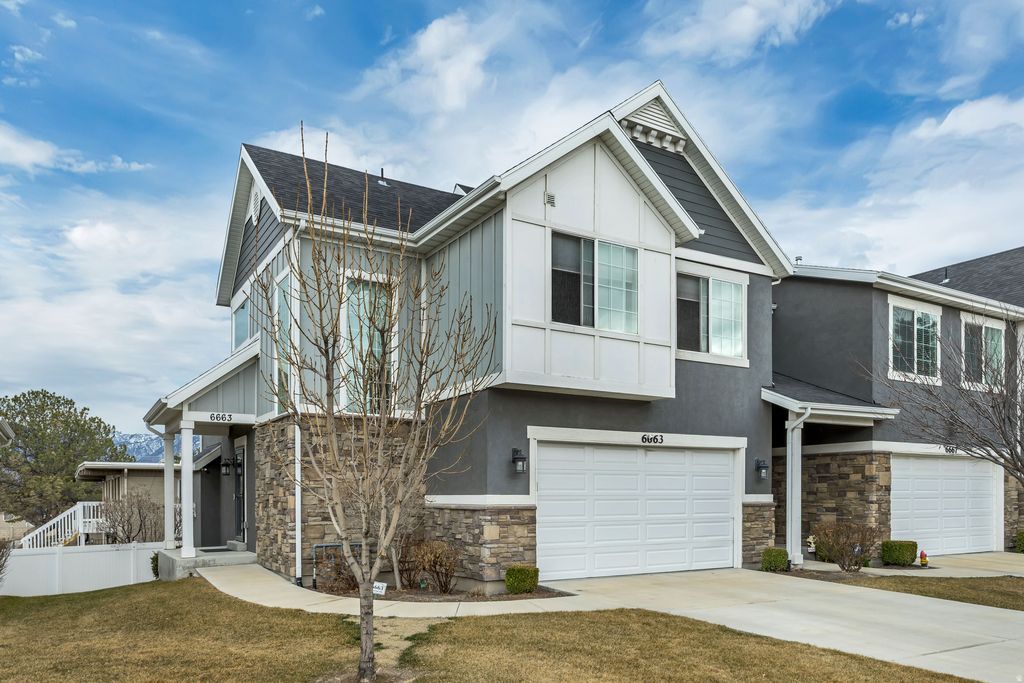 Photo of 6663 S PLUMROSE WAY W, Salt Lake City, UT 84123 (MLS # 2139496)