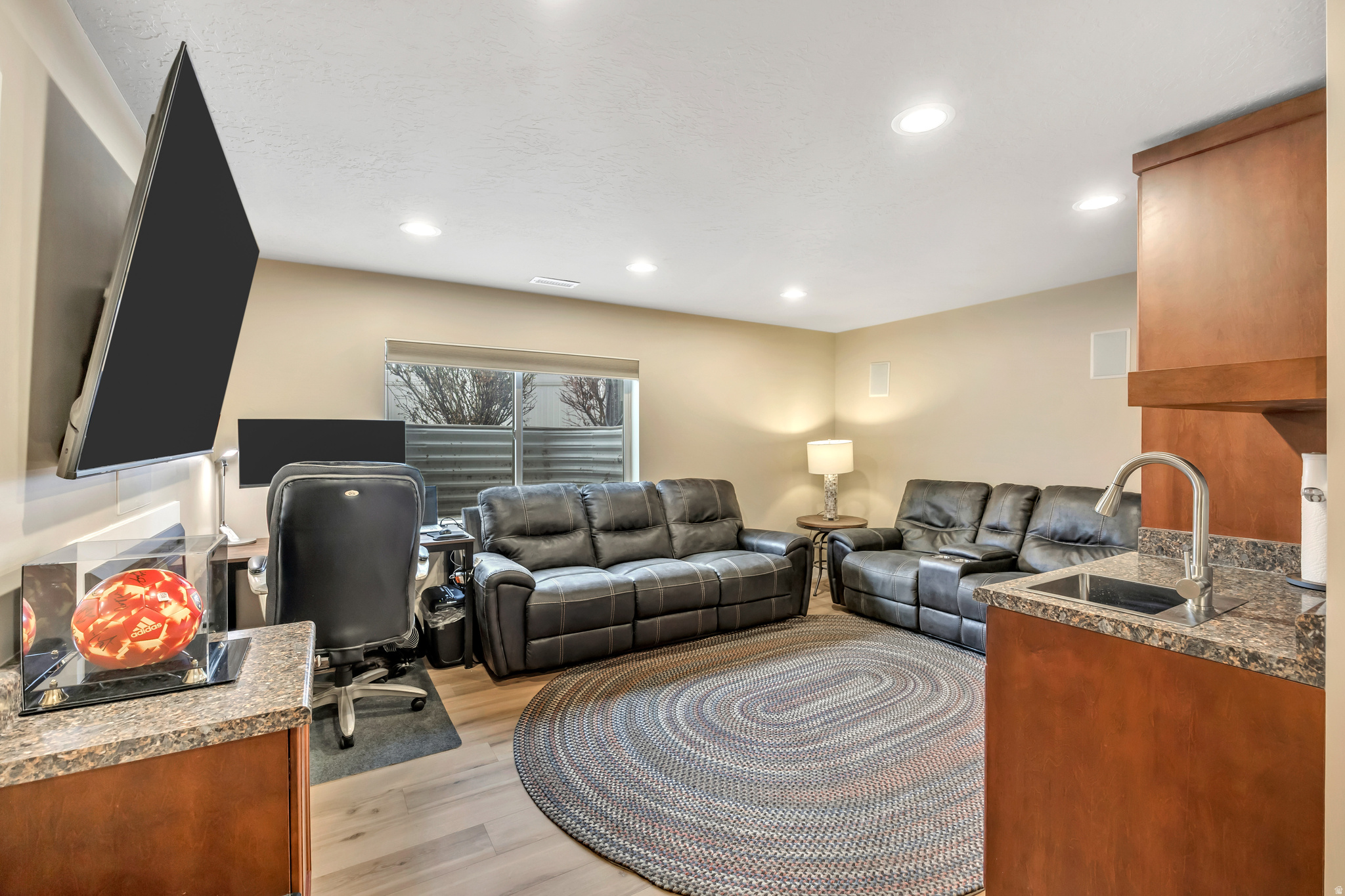 VILLAGES AT WINCHESTER - Residential