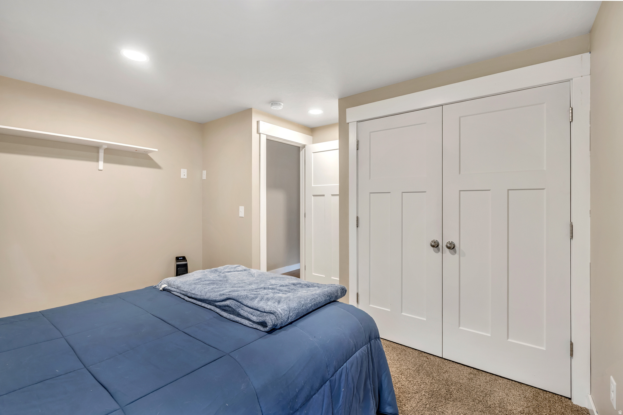 VILLAGES AT WINCHESTER - Residential